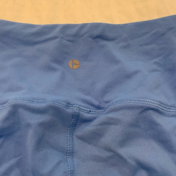 EUC 90 Degree by Reflex capris Sz S. 1st pic is cover shot rest are mine - Picture 5 of 6